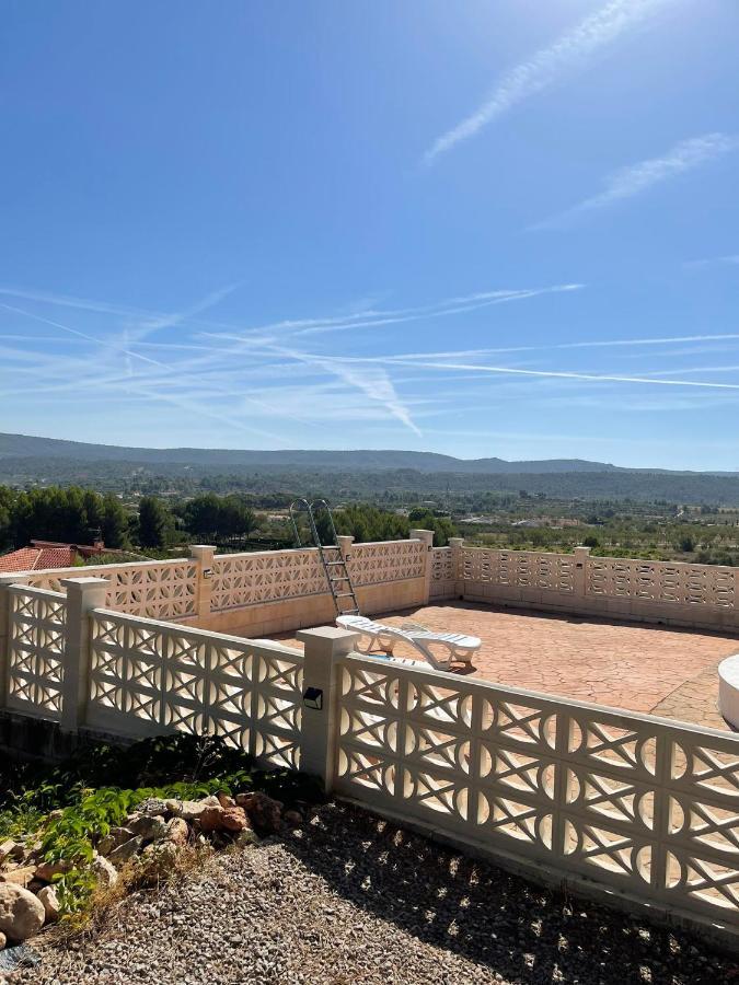 Djm Palms - Shared Casa Rural - Casa Rural Compartida - No Es Una Casa Privada Ayora Bagian luar foto