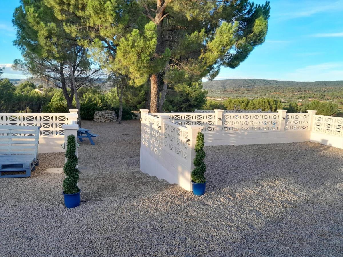 Djm Palms - Shared Casa Rural - Casa Rural Compartida - No Es Una Casa Privada Ayora Bagian luar foto